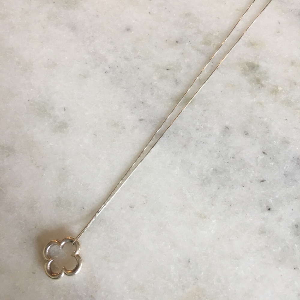 Heidi Klum - Clover necklace
